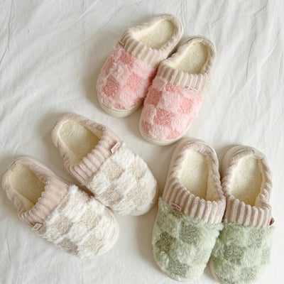 Hominty Fluffy Slippers