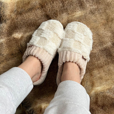 Hominty Fluffy Slippers